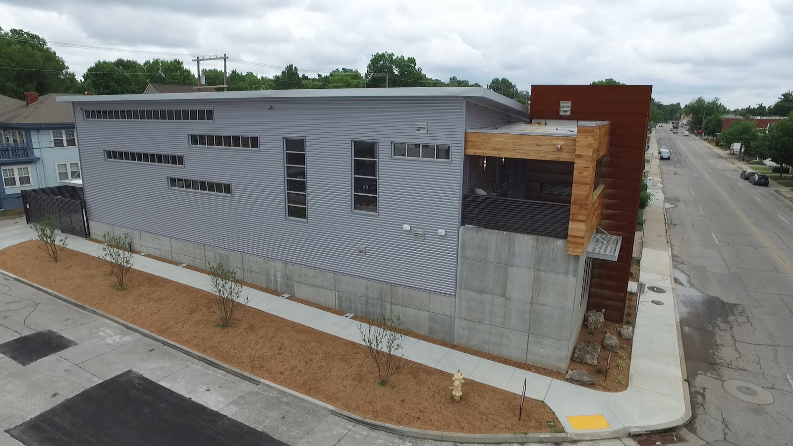 Commercial facade finished in metal wall panels
