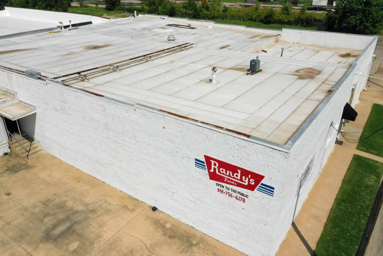 Randy's in Okmulgee, where we renovated a large walk-in cooler with new PVC panels